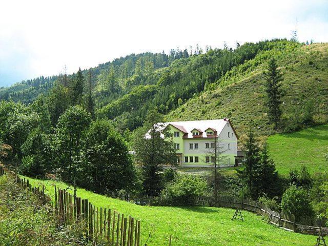 Hotel Bocy Oszczadnica Zewnętrze zdjęcie